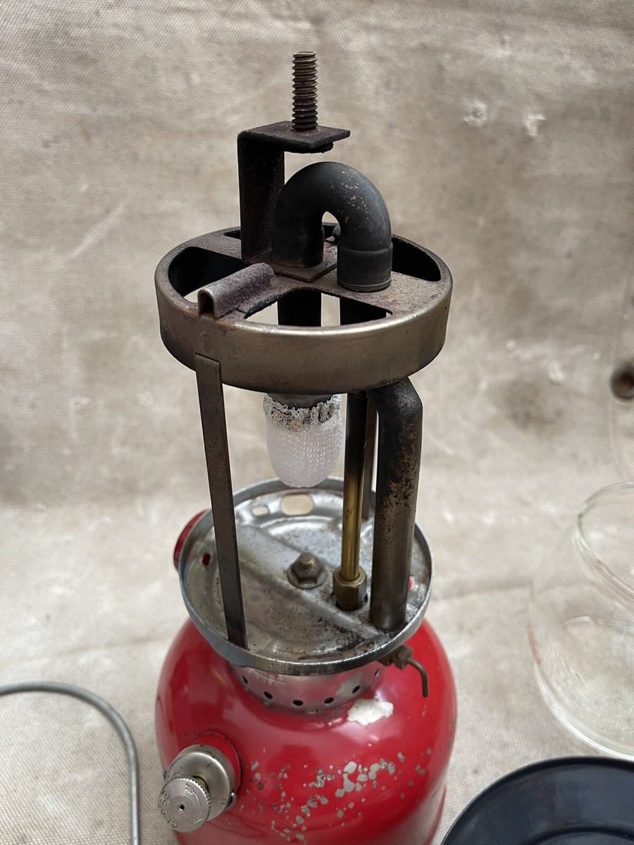 Lampe Coleman 200A Vintage Janvier 1970 - Fonctionne, état Correct