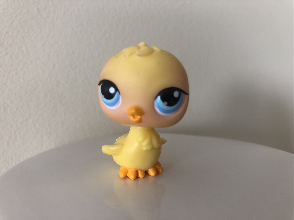 Littlest Pet Shop LPS #13 YELLOW CHICK BIRD Blue Eyes Hasbro