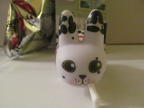 Kidrobot - Kibbles and Labbits - 3" Vinyl Mini - Dalmatian - Opened - Picture 3 of 6