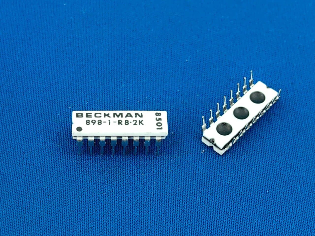 5 x 898 1 r8 2k ceramic by beckman resistor array 14 pin dip 8 2k ohm