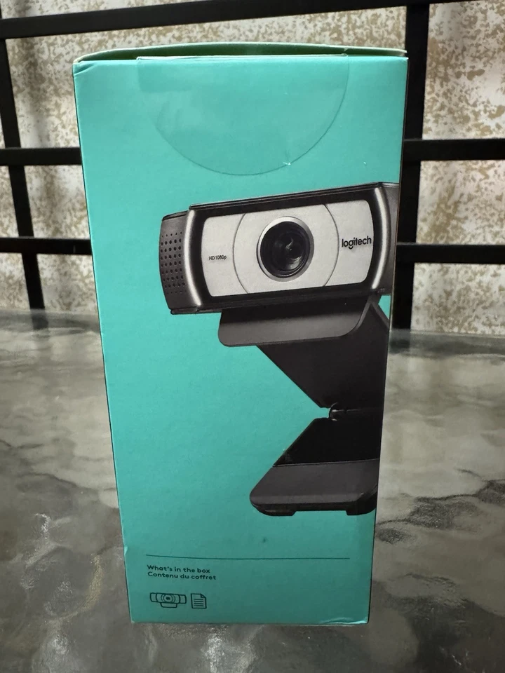 Logitech 960-001070 Pro Ultra Wide Angle HD Webcam - Black - Image 3 of 4