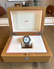 OMEGA Seamaster Diver 300M 42mm White Dial Steel Bracelet 210.30.42.20.04.001