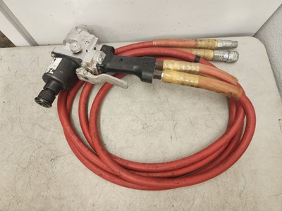 BURNDY HIW716MAG Utility Hydraulic Impact Wrench w/ 8' Hose