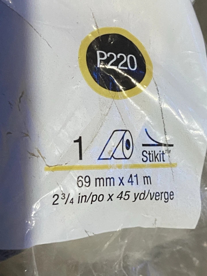 Rollo de hoja de lijado abrasivo de oro Stikit 3M 02594 (220) grano (2) rollos en total Foto 2 de 2