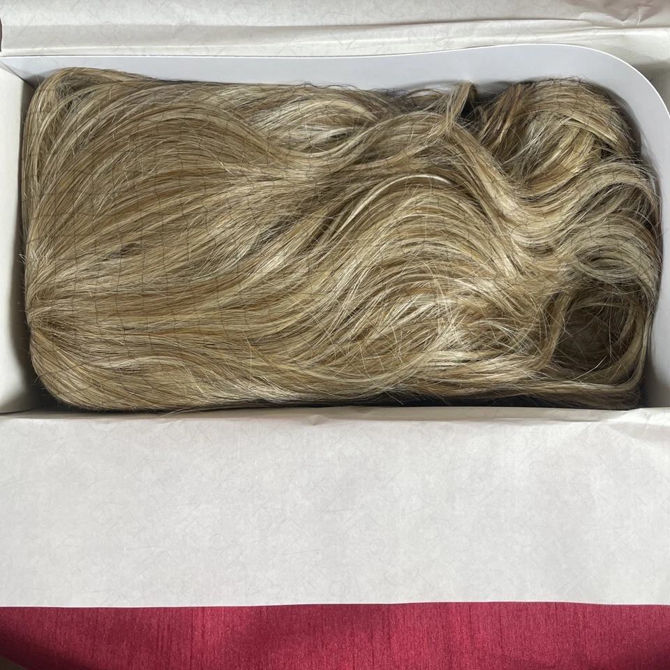 MUSE SERIES CREAMY TOFFEE  BREEZY WAVEZ SYNTHETIC WIG | Rene of Paris - Image 2 of 4