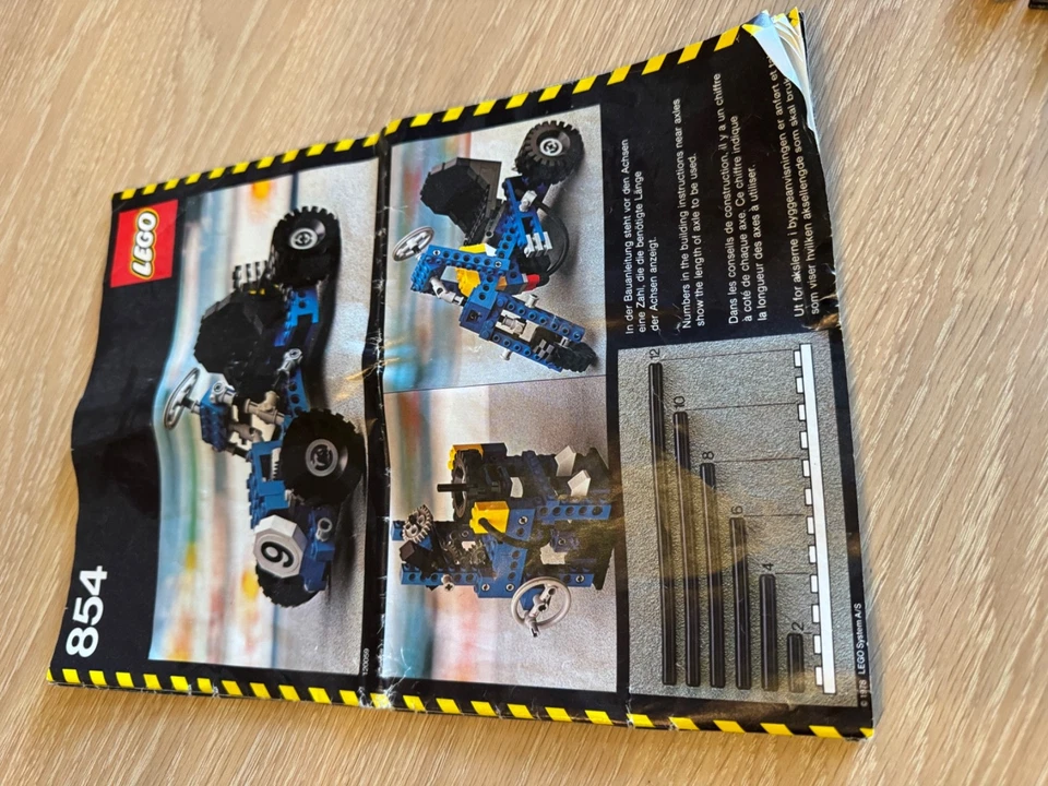 Lego Technic 854 Go Kart, A Few Missing Pieces With Instructions 1978. No Box., photo 3 of 5