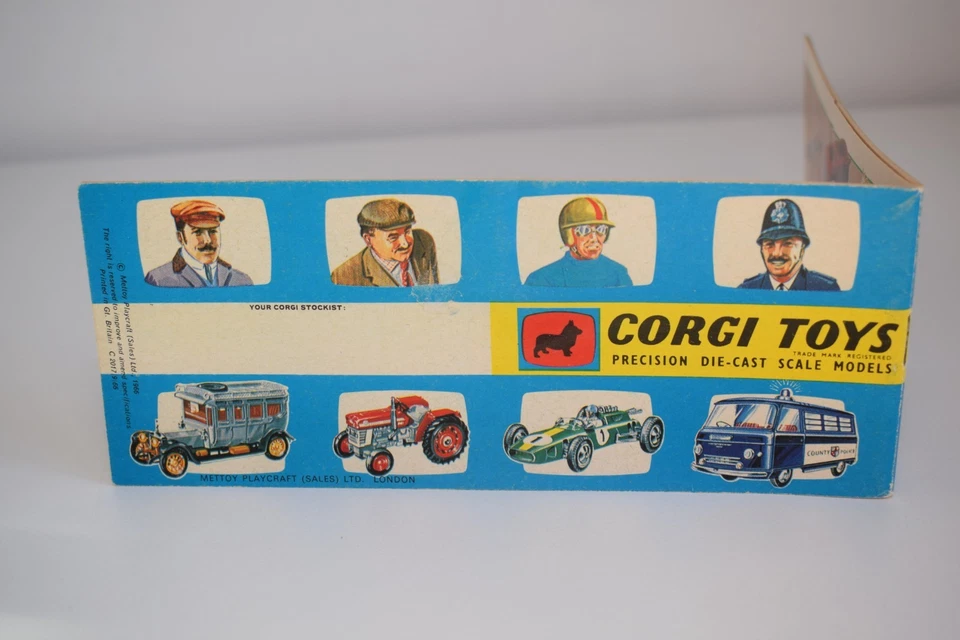 B93 CATALOGO CARTELLA VOLANTINO CORGI TOYS 1966 ECC. COND. - Immagine 4 di 4