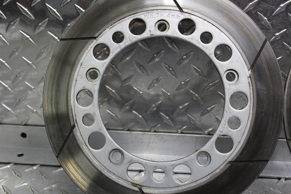 1982 HONDA V45 MAGNA VF750C FRONT LEFT RIGHT BRAKE ROTORS DISCS 45351-MB1-000 - Image 3 of 4