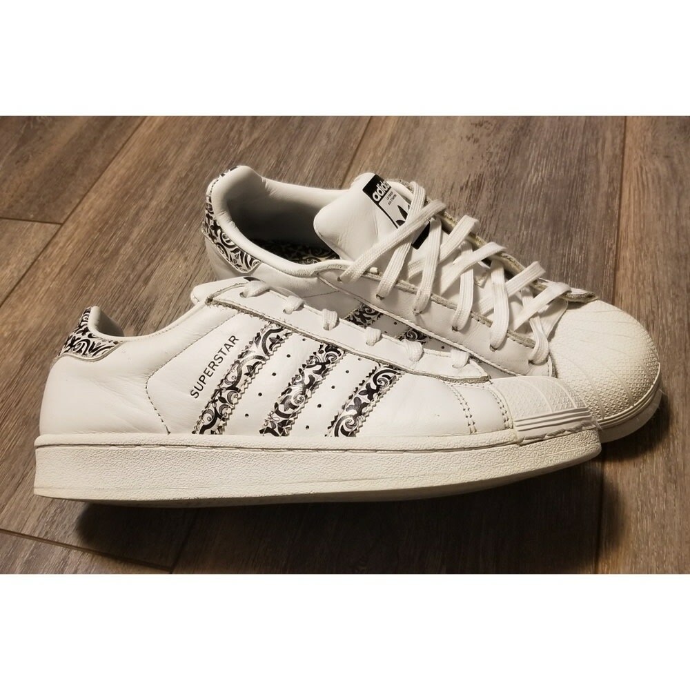 Купить Adidas Superstar La marque aux 3 bandes Tribal на eBay.com из Америки с доставкой в Россию, Украину, Казахстан