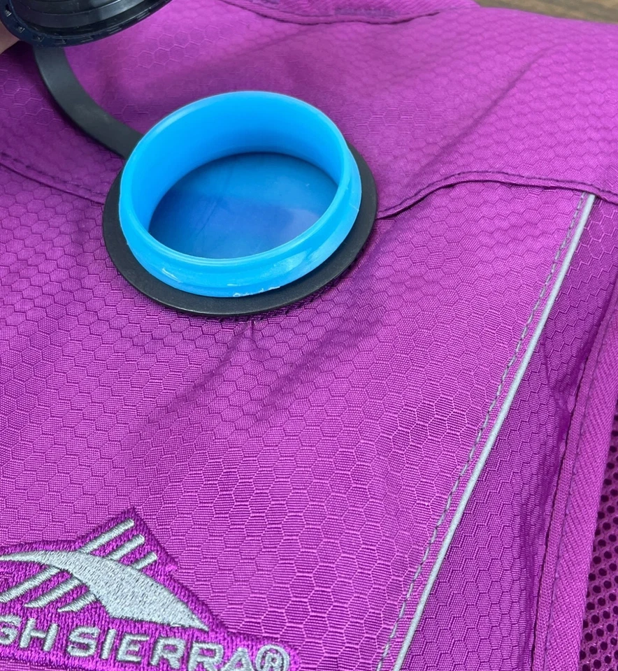 Paquete de hidratación High Sierra Purple Wave 70 para mujer talla 2L/122 pulgadas cúbicas - nuevo Foto 3 de 4