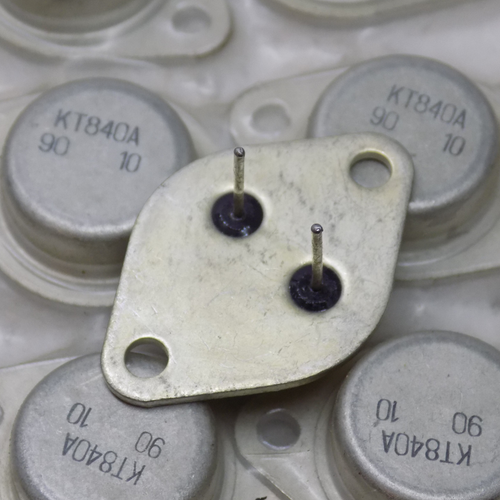 5x KT840A NPN Silicon Transistor 2N5840, BU326 - Picture 3 of 4