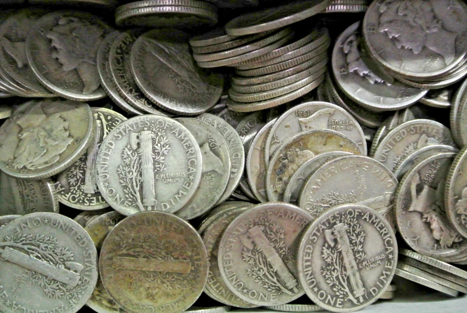 Bulk Lot Full Date Mercury Silver Dime 90% 50 Coin $5.00 Face - Image 2 of 4