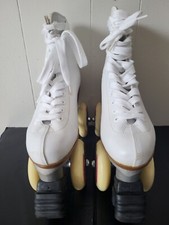 Chicago Women's White Classic Premium Roller Skate Size 7.