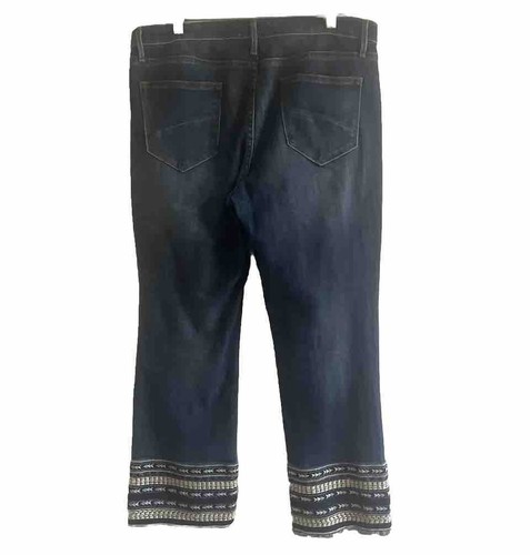 Driftwood Colette Jean Women 33X26 Medium Wash Crop Boho Embroider Cuff Fray Hem - Picture 3 of 7