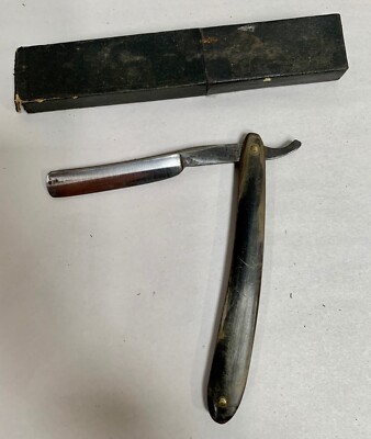 Antique Vintage Horn Handle Shaving Straight  Razor (A8)