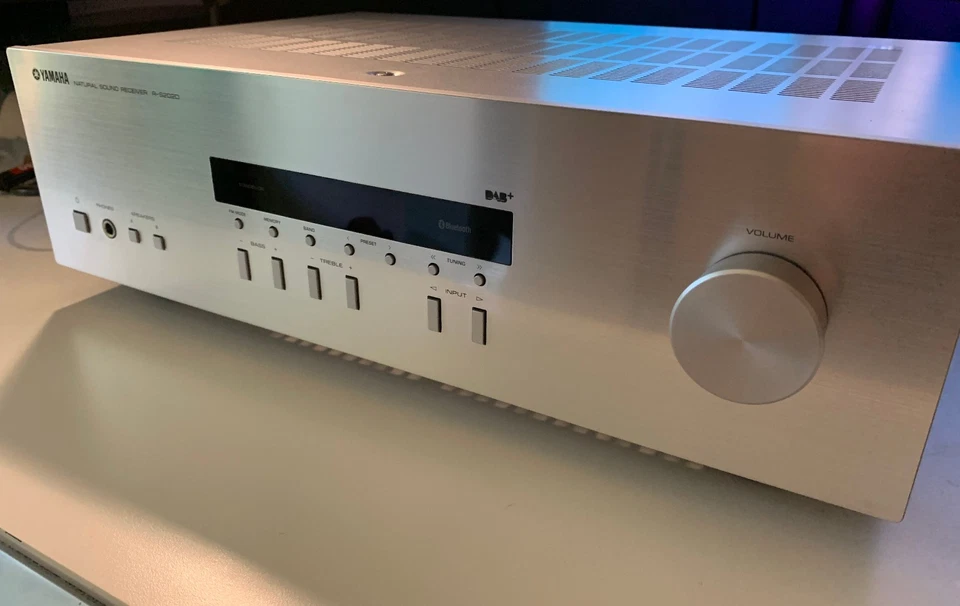 Yamaha R-S202D Receiver/Amplifier DAB/DAB+/FM Radio | Bluetooth - Bild 3 von 4