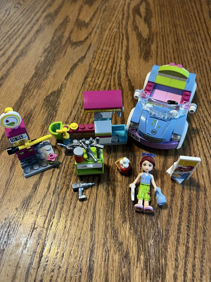 LEGO Friends 41091 - Mia's Roadster 100% Completo con Figura y Manual Foto 4 de 4