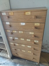 Mobile in legno 7 cassetti modificato a porta attrezzi cm 75(L)x124(H)x40(P)