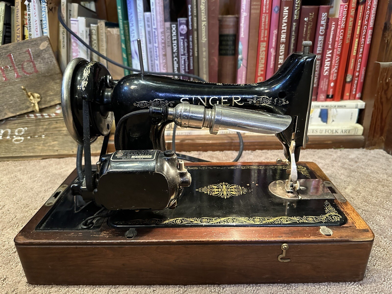 Antique Singer Sewing Machine Knee Lever Crank Wood Case eBay
