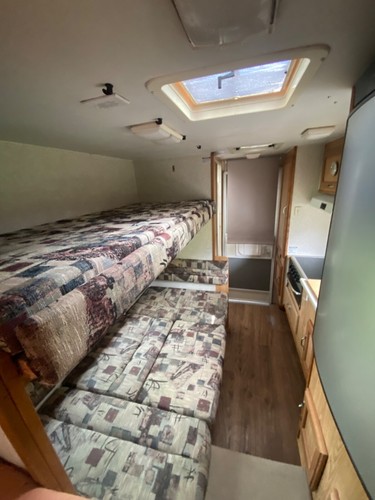 NorthStar Laredo slide on camper - Picture 9 of 12