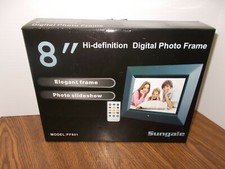 8 inch Hi definition Digital Photo Frame Sungale Model PF801 with Remote New