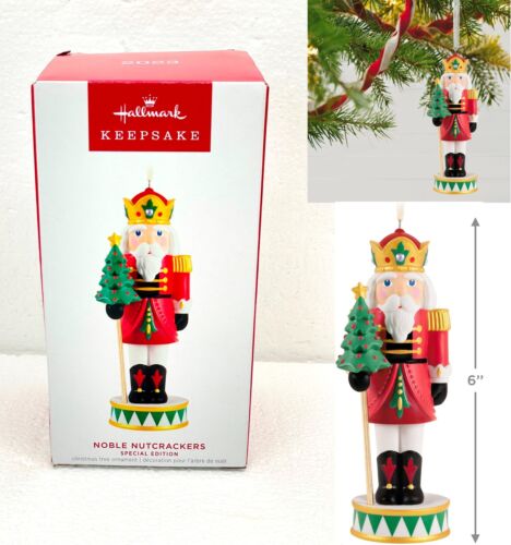 New Hallmark Special Edition Porcelain Christmas Ornament 2023 Noble Nutcracker - Afbeelding 1 van 14