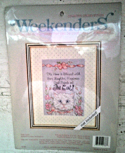 NEW WEEKENDERS THE CAT CROSS STITCH # 02787