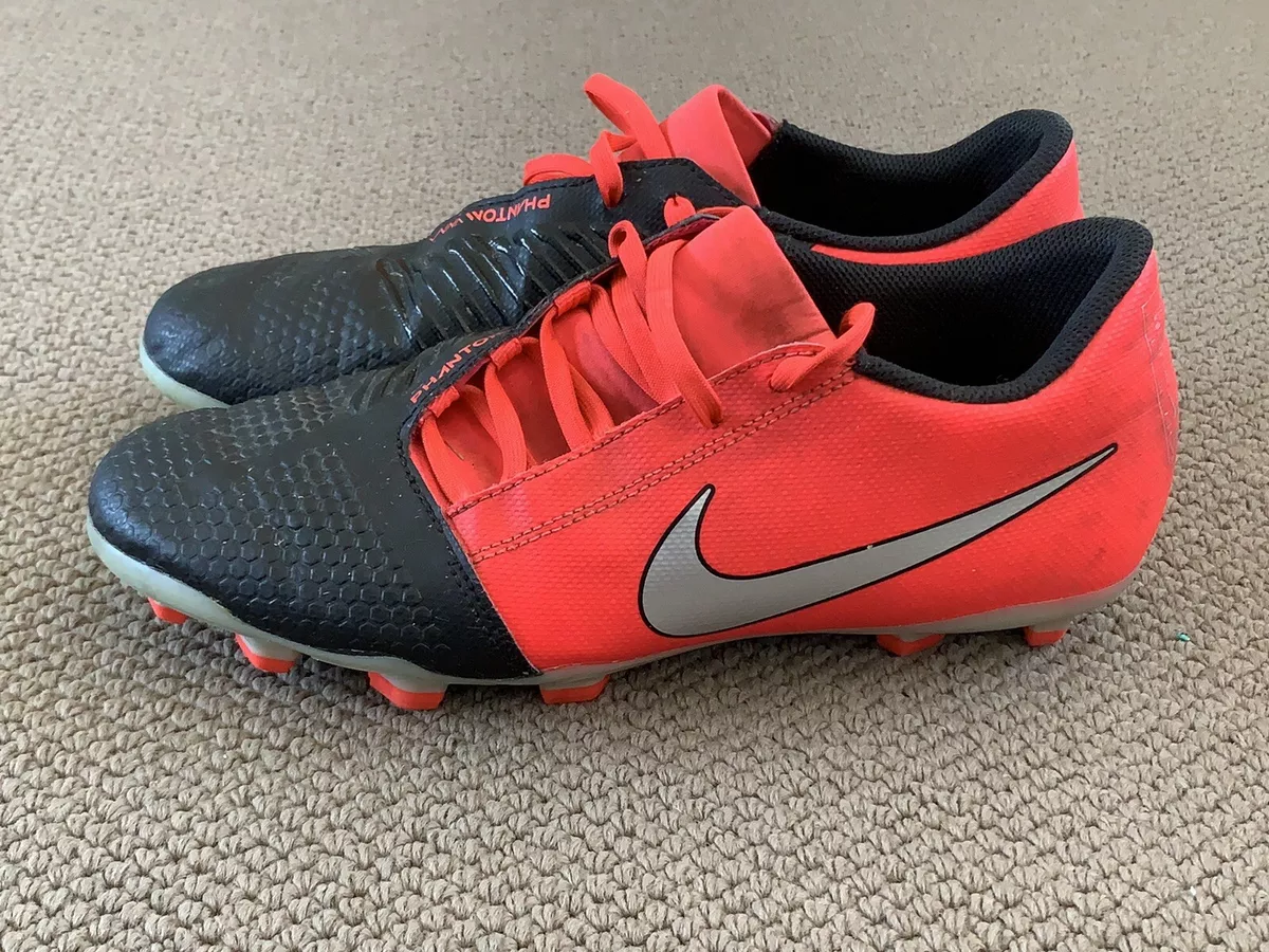 Nike Phantom Venom Club FG US 8.5 Crimson Black Firm Ground AO0577 606
