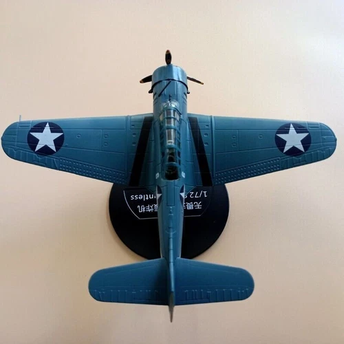 1:72 WW2 Douglas SBD Dauntless Bomber Aircraft Model Diecast Military Collection