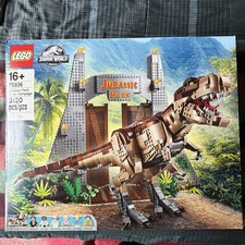 LEGO Jurassic World: Jurassic Park: T. rex Rampage (75936) for