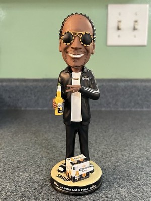 Snoop Dogg Corona Bobblehead 7  Track Suit 2021 Collectors Edition BDA Sports