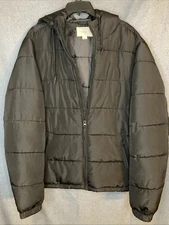 Men’s Aeropostale Black Midweight Puffer Jacket Size Large Full Zip. New W/o Tag