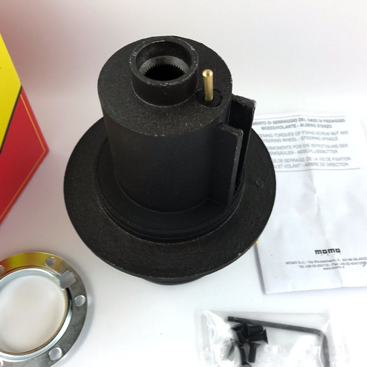 Genuine Momo steering wheel hub boss kit MC9010. Volvo 200 240 242