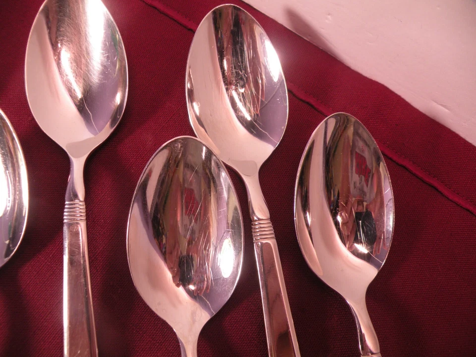 6 Place Oval Soup Spoons J.A. Henckels METRONA 18/10 Stainless Vietnam 7 3/8" B - Image 3 of 4