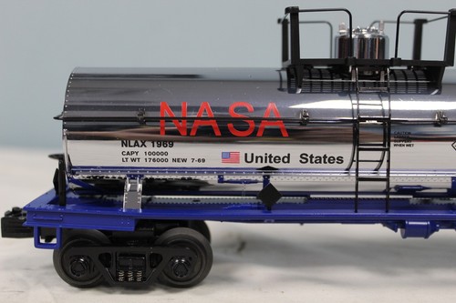 MTH Rail King 30-73212 NASA Tank Car NLAX 1969 (Chrome) - Picture 6 of 11