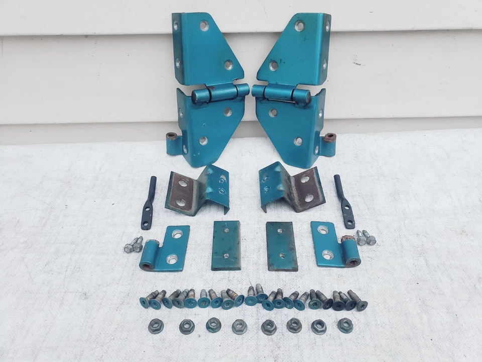 Петли на лобовое стекло 87-95 YJ Jeep Wrangler нижняя дверная петля кронштейн задняя пластина - Изображение 2 из 4