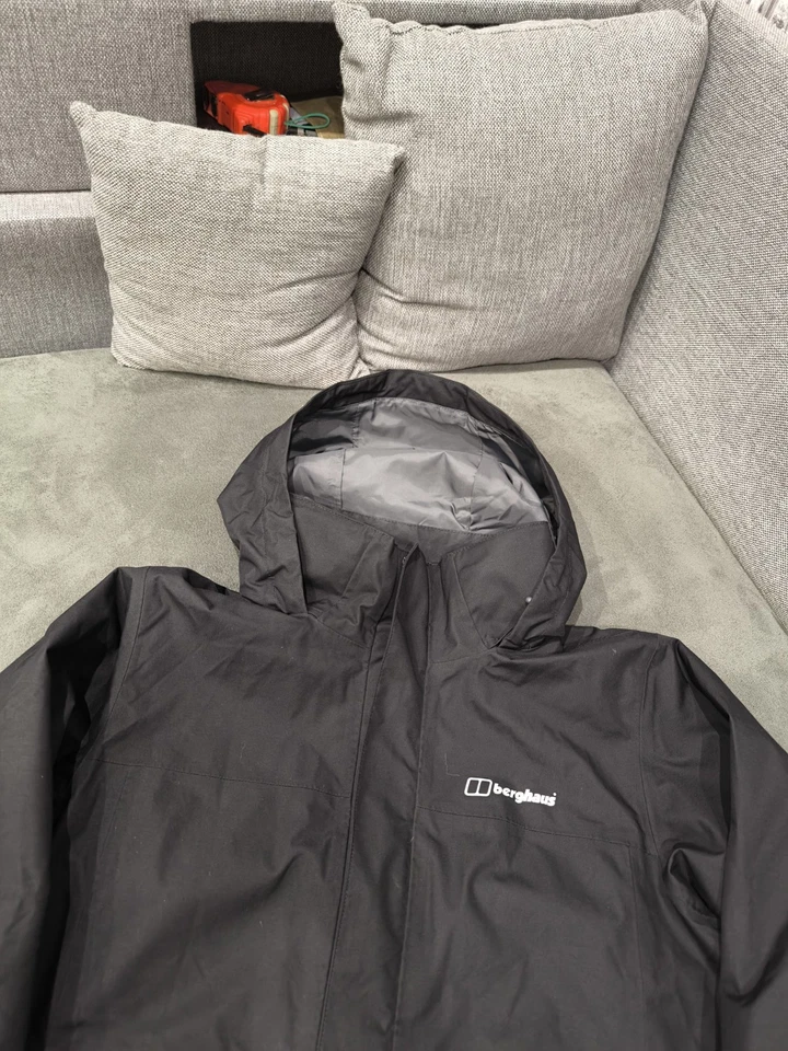 Chaqueta de Senderismo Impermeable Berghaus Hydroshell Para Hombre (S) Premium Exterior  Foto 2 de 4