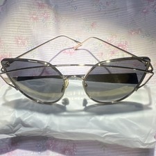 Fashion Eyewear Cat Eye Oversized Gold Metal Sunglasses Women Black Tinted Lens