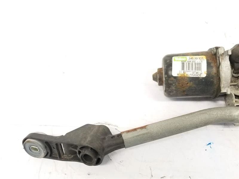 2010 RENAULT CLIO FRONT WIPER MOTOR + LINKAGE 8200268932C - Image 2 of 4