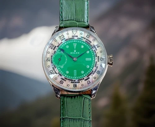 BEAUTIFUL VINTAGE ROLEX LEVER MOVEMENT IN A NEW QUALITY CASE, FULLY SERVICED.