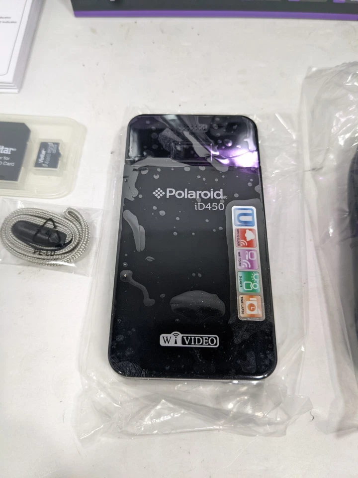 Videocámara grabadora de video digital Polaroid iD450WiFi 16 MP - Nueva caja abierta Foto 2 de 4