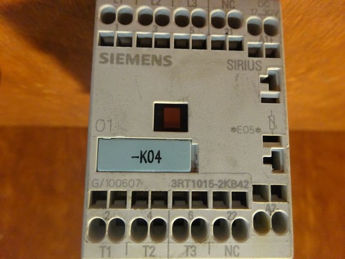 Siemens 3RT1015-2KB42 Contactor 24VDC - Bild 2 von 2