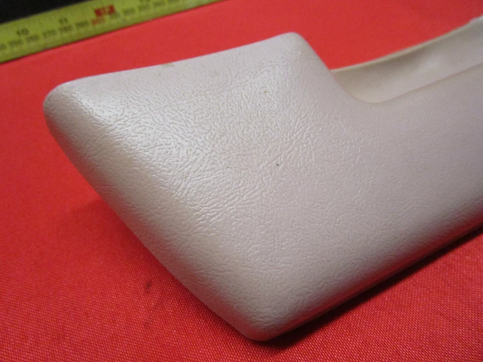 Almohadilla de reposabrazos trasero Pontiac Chevrolet Impala Caprice Buick Oldsmobile 1977-1979 Foto 2 de 4