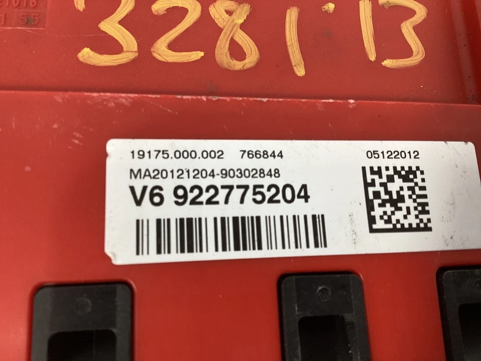 2013 - 2016 BMW 328i Battery Power Distribution Box 922775204 OEM . - Image 3 of 4