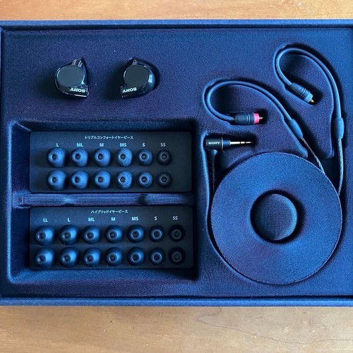SONY IER-M7 In-Ear Monitor Headphones Black Color High-Res Used - Picture 2 of 9