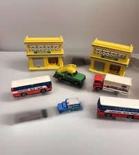 VTG Airport play set w/ buildings and 5 airport vehicles plastic