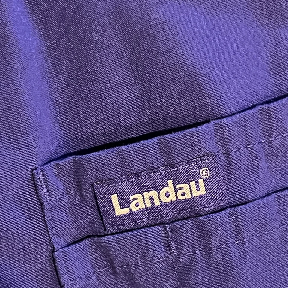 Chaqueta Médica Landau ECU Púrpura Pequeña Carolina del Este Buen Estado Foto 3 de 4