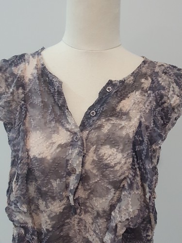 WITCHERY Size 14 Grey Cream Silk Blend Ruffle Top - Picture 2 of 6