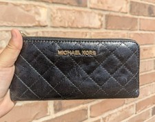 Michael Kors Quilted Leather 3/4 Zip Wallet Black Gold 32H4GAHZ3L