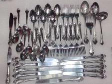 International Lyon Queen's Fancy flatware your choice of piece